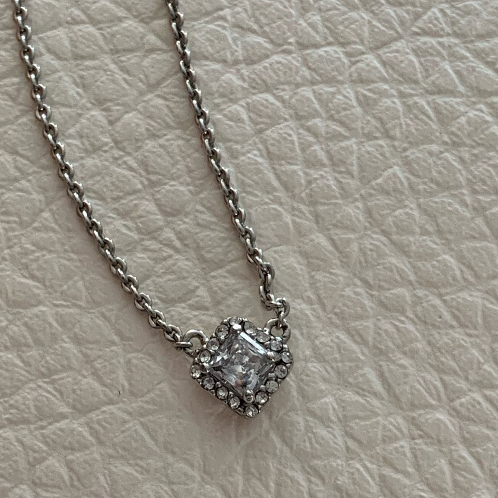 CZ cluster pendant